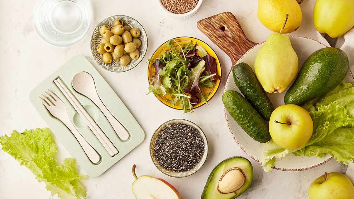 a collection of detoxifying food