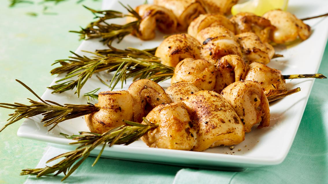 grilled rosemary chicken skewers