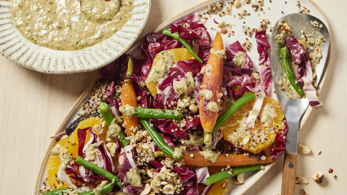 raddicio and carrot salad